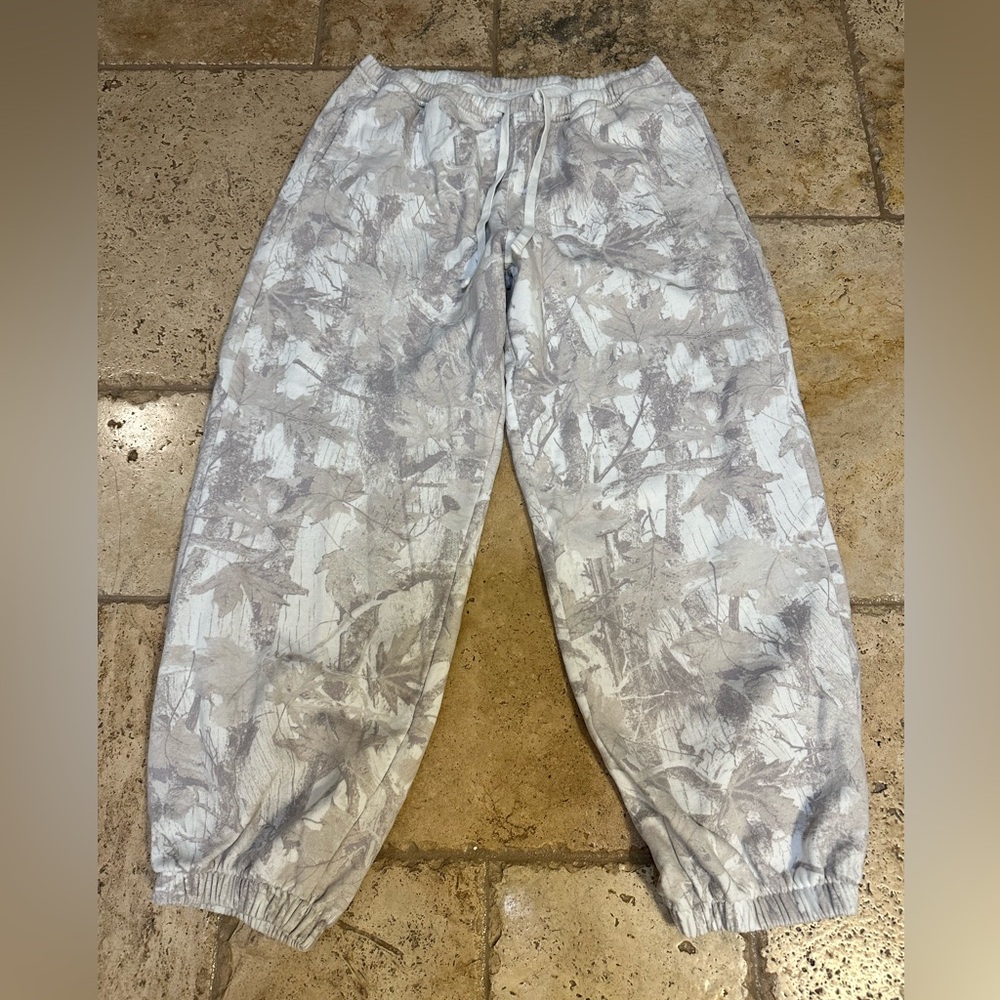 Hollister Gray Camo Sweat Joggers